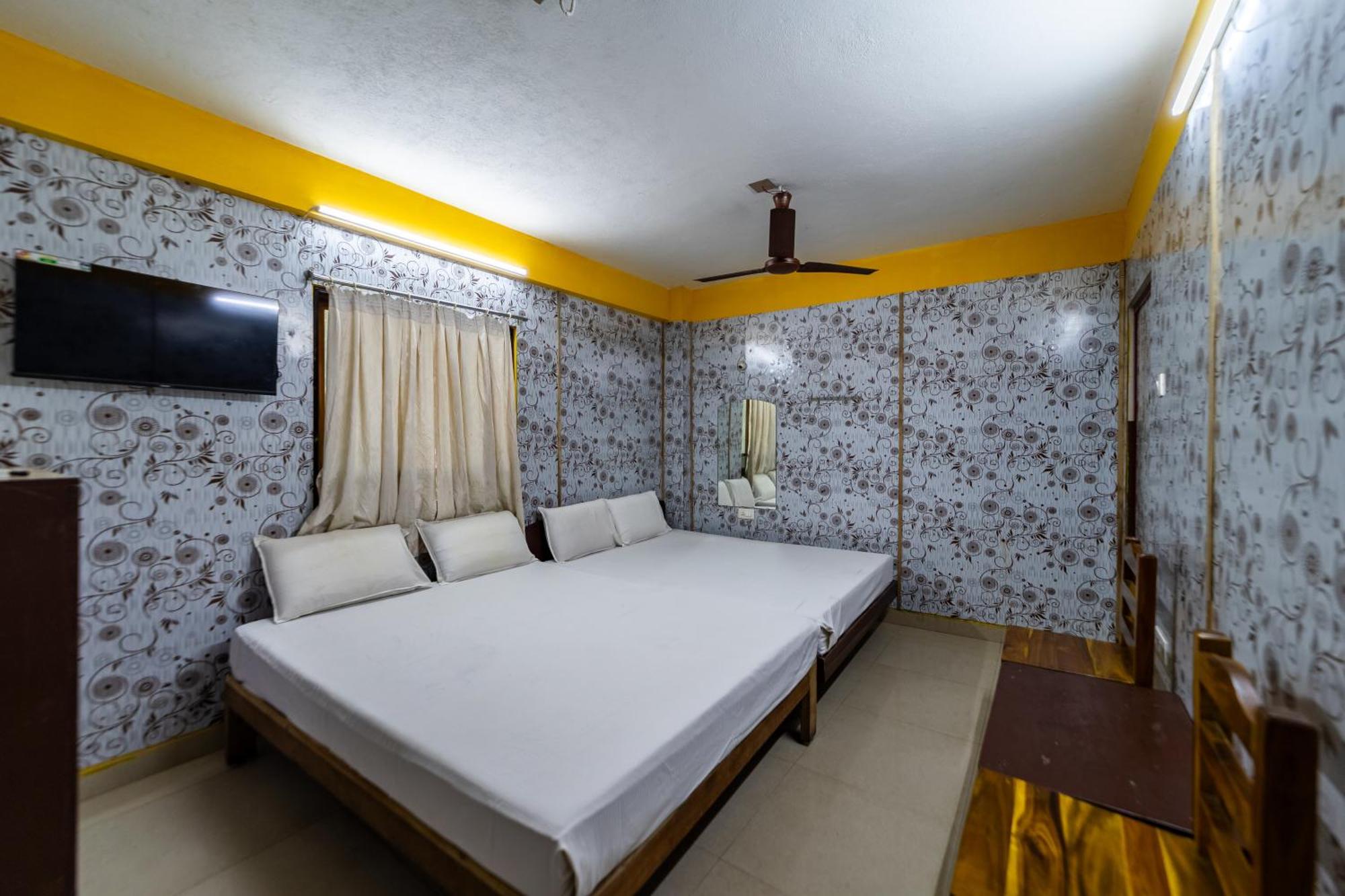 Vasavi Residenzcy Hotel Puducherry Eksteriør billede