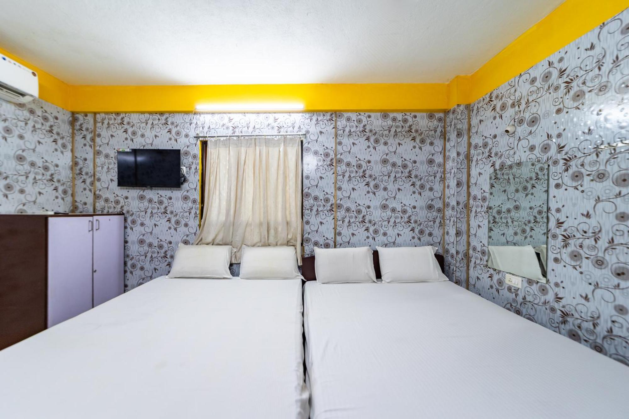 Vasavi Residenzcy Hotel Puducherry Eksteriør billede