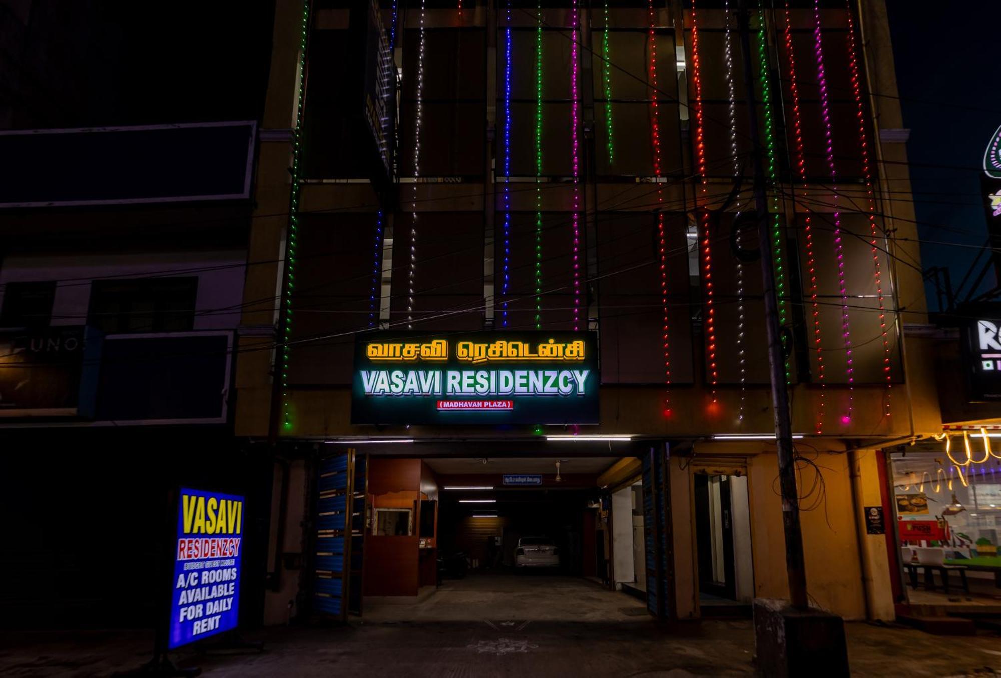 Vasavi Residenzcy Hotel Puducherry Eksteriør billede