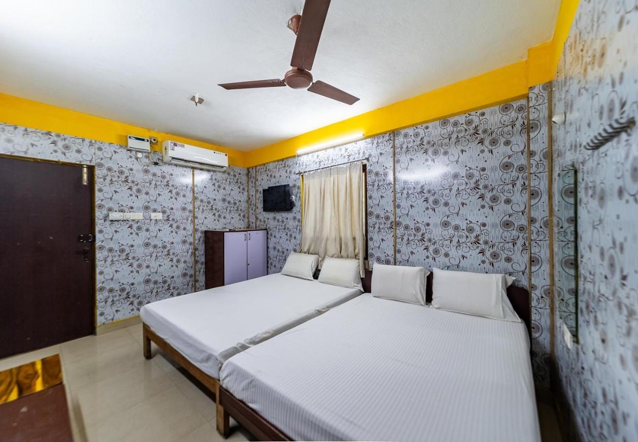 Vasavi Residenzcy Hotel Puducherry Eksteriør billede
